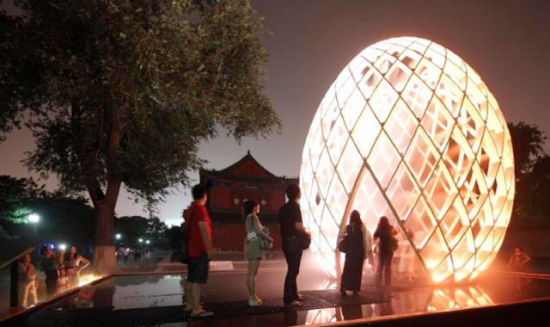 “创意点亮北京”国际灯光节2012年参展作品