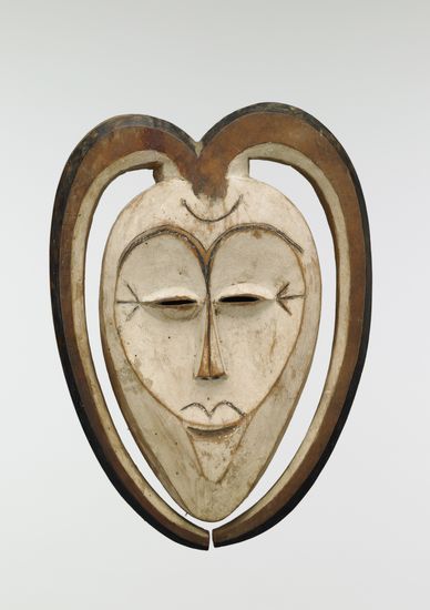 奎勒族心形面具 法国凯布朗利博物馆藏