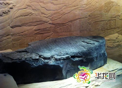 大型圆雕石鱼是白鹤梁水下博物馆的“镇馆之宝”。 资料图片 
