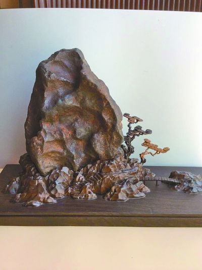 铁陨石。 图片均由受访者庞炳燊核实提供