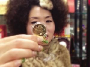 12生肖币聚齐每套市价950元 记者 王媛嫄 摄