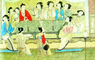 清佚名绘《红楼梦·怡红夜宴图》(局部) 图中女子有的持折扇，有的持团扇。