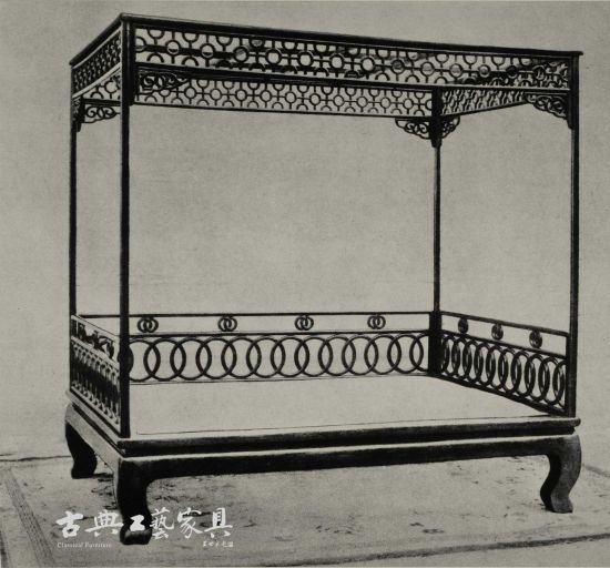 《中国花梨家具图考》中的黄花梨架子床