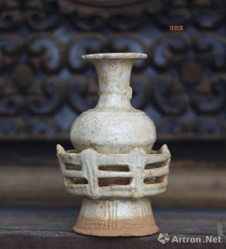 单色釉花瓶（图片由商家提供）