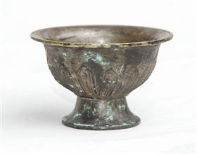 西夏晚期青铜鎏银高足杯
