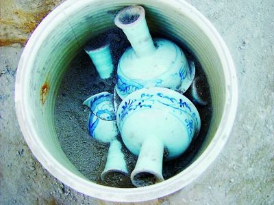 内蒙古集宁路古城遗址出土的元代青花瓷器窖藏