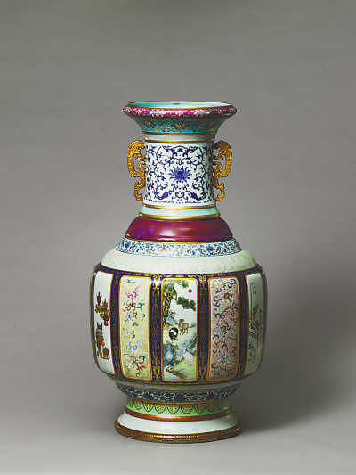 各种釉彩大瓶，清乾隆，高86.4厘米，口径27.4厘米，足径33.0厘米，现藏于故宫博物院。