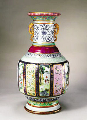 各种釉彩大瓶（故宫博物院网站提供）