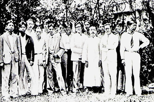 1931年8月鲁迅在上海举办暑期木刻讲习班