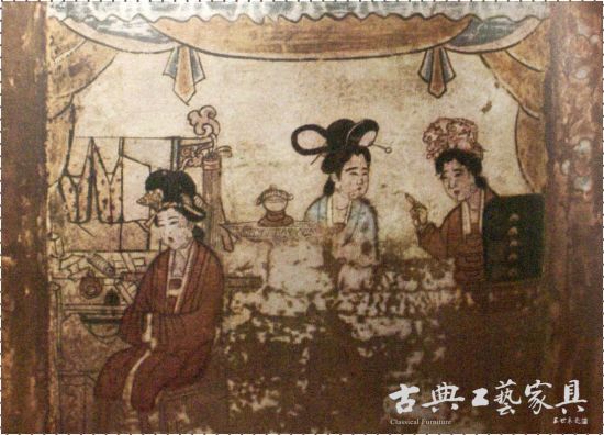 图4 河南禹县宋墓壁画《梳妆图》中的衣架