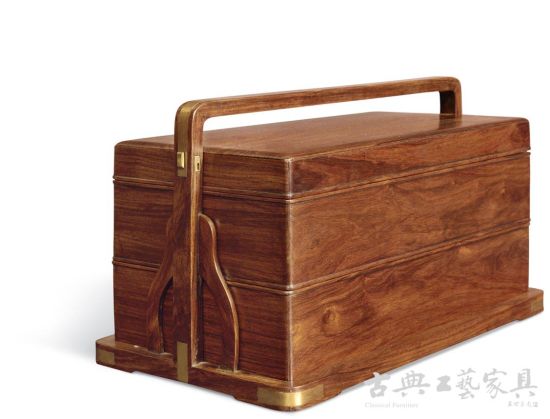 黄花梨提盒（图片提供：中国嘉德）