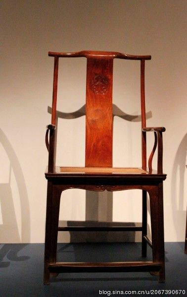 黄花梨透雕麒麟纹交椅 王世襄旧藏 长70厘米，宽46.5厘米，高112厘米