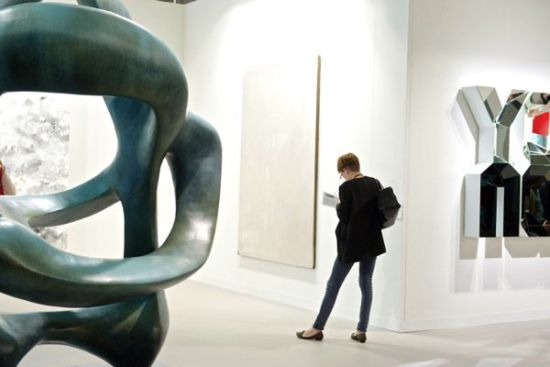 303画廊在2014年巴塞尔艺术展的展位