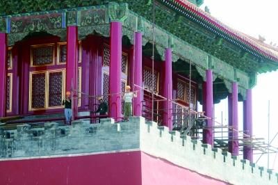 雁翅楼经过大修，已经与游人见面 摄/法制晚报记者 张颖川