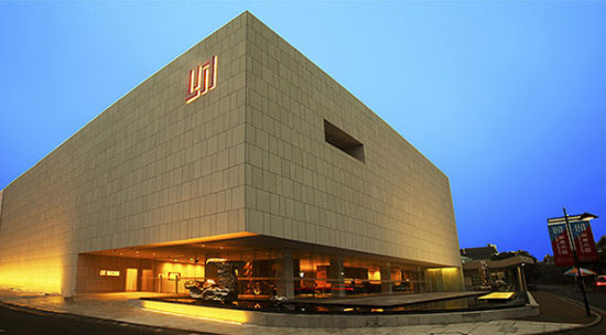 　　龙美术馆浦东馆