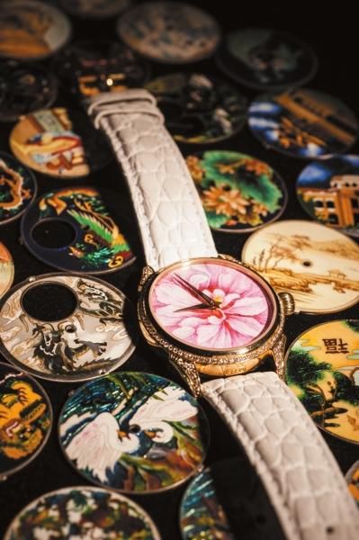 熊氏珐琅传人5年实验出珐琅表 金丝仅0.04毫米