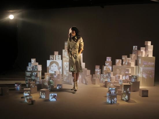 莫文蔚个人摄影展北京举行 分享旅行心得