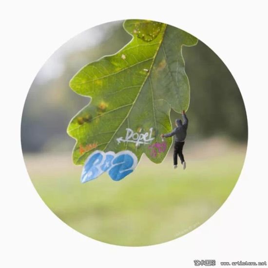 微雕游世界 也许是世界上最小的展览