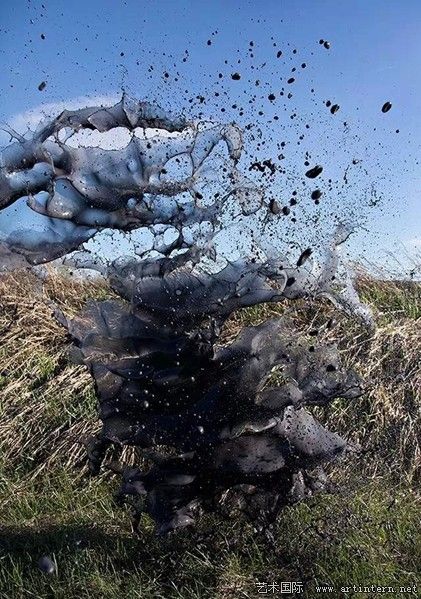 艺术家让色彩奔跑起来