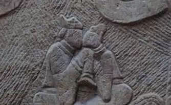 四川合江县发现汉代接吻陶俑