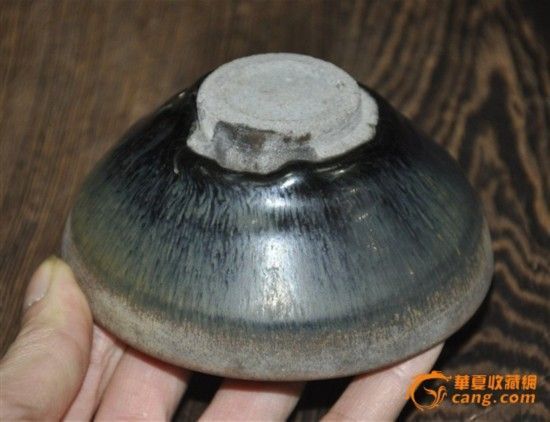 古老建盏原是中国宋代八大名瓷之一 