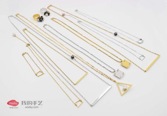 《眉上心间》 乔琛(北京服装学院)