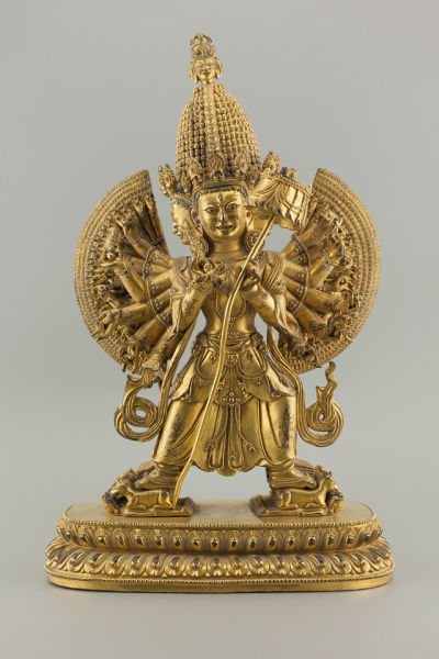 明代铜鎏金大白伞盖佛像