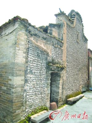 小洲村西园9巷蚝壳屋。