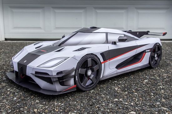 外国艺术家制作超跑纸模 惟妙惟肖