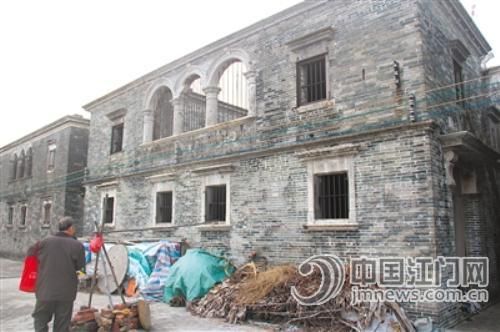 “华侨村”武溪村由于人去楼空，疏于管理，众多旧屋出现被盗的情况。