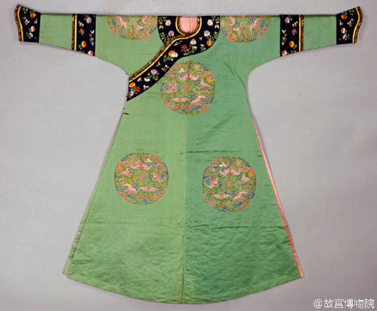 清代后妃冬衣棉袍