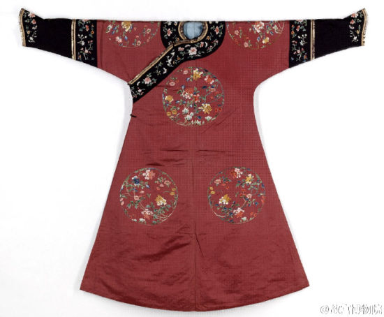 清代后妃既温暖又好看的冬衣棉袍