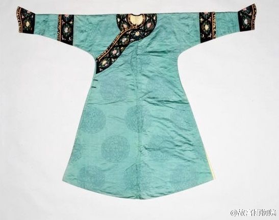 清代后妃冬衣棉袍