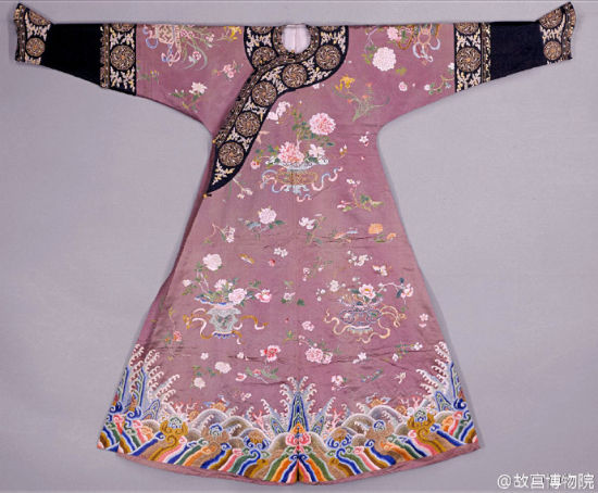 清代后妃冬衣棉袍