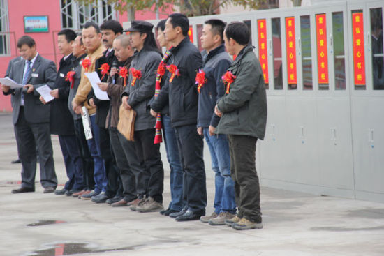 画家贾紫弘致辞