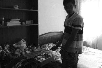 冒充“老板”偷走女友首饰和字画