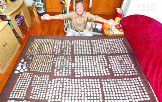 薛文泉收藏了大量的各式手表。