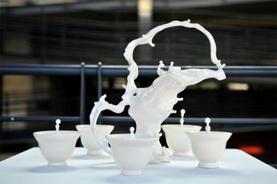 香港陶瓷艺术家创意逼真作品吸引眼球