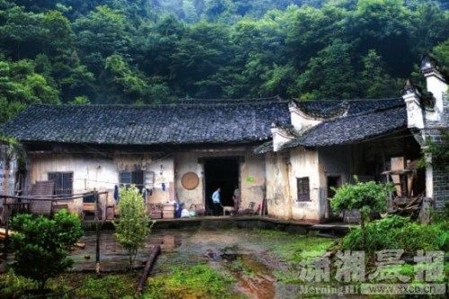 6月18日，浏阳市社港镇清源村，廖静文老屋在一个小山窝里。潇湘晨报记者陈韵骄