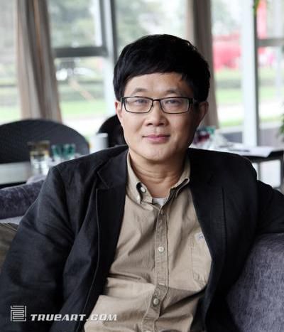 艺术评论家 吕澎