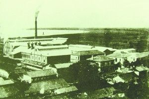 庞莱臣投资的上海龙章造纸厂