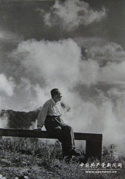 　　1961年毛主席在庐山