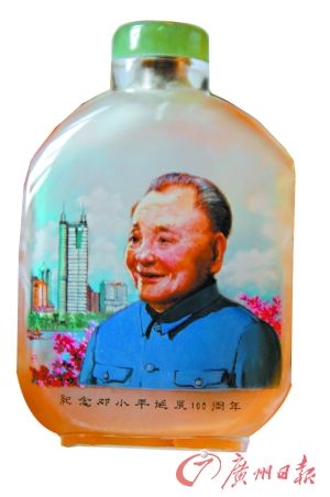 近年来，赖乙宁的作品频频获奖。如获2005年广东省工艺美术精品奖的《邓小平肖像》和2008年获中国(深圳)第四届国际文化产业博览交易会“中国工艺美术文化创意奖”银奖的《百鸟朝阳》，2012年获得广东省首届民间工艺博