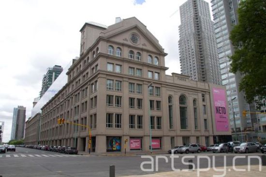 卡耶塔诺·费雷尔赢得法艾纳艺术大奖