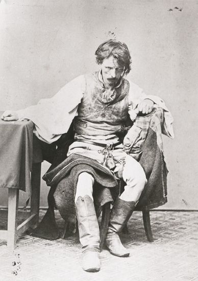 蒙卡奇用做绘画参考的摄影作品