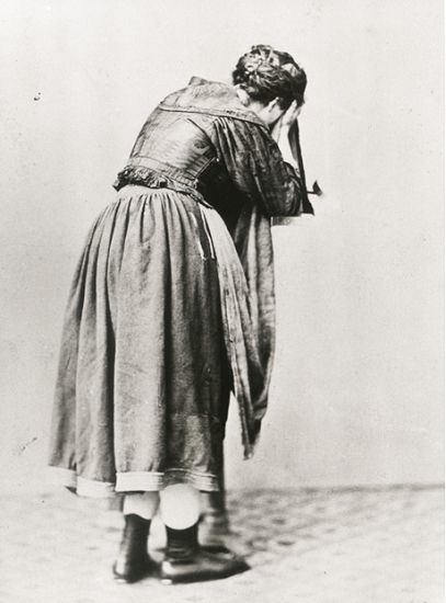 蒙卡奇用做绘画参考的摄影作品