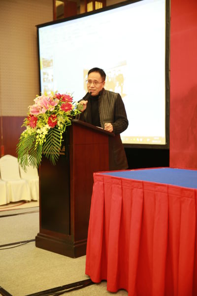 北京画院常务副院长袁武先生主持纪念会