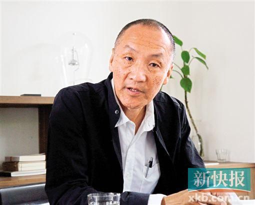 胡明勇(Wing Young Huie)