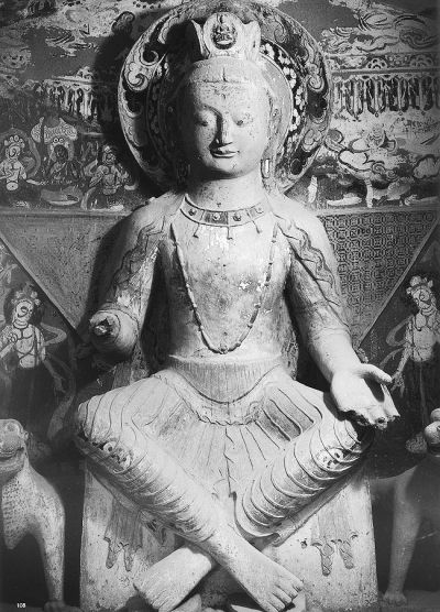 第二七五窟西壁 弥勒菩萨（北凉）