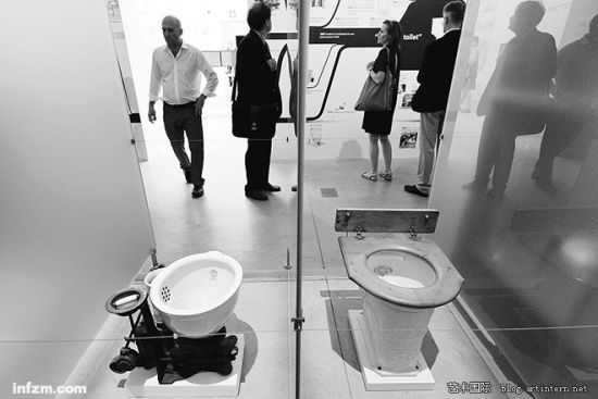 阳台、暖气、厕所：库哈斯革新威尼斯建筑双年展